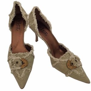 NWT Richard Tyler distressed fringe pumps